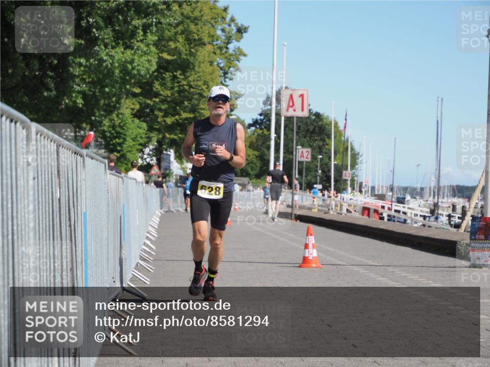 17.08.2025 - KN Förde Triathlon 2025 KatJ http://msf.ph/oto/8581294 17.08.2025 12:20:40 Laufen 628 meine-sportfotos.de