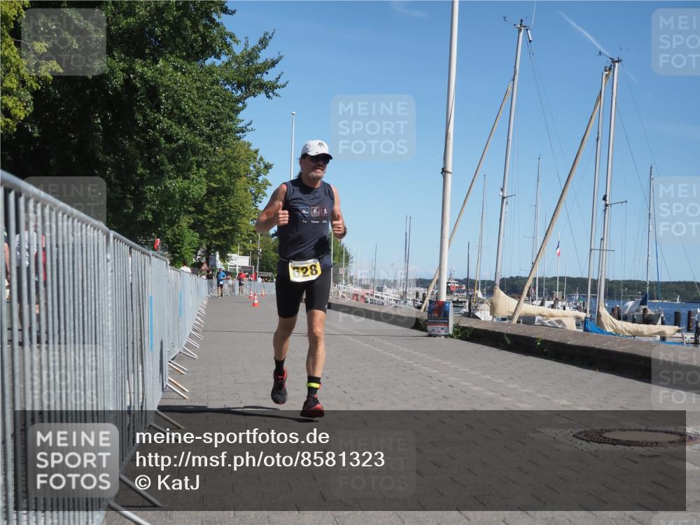17.08.2025 - KN Förde Triathlon 2025 KatJ http://msf.ph/oto/8581323 17.08.2025 12:20:42 Laufen 628 meine-sportfotos.de