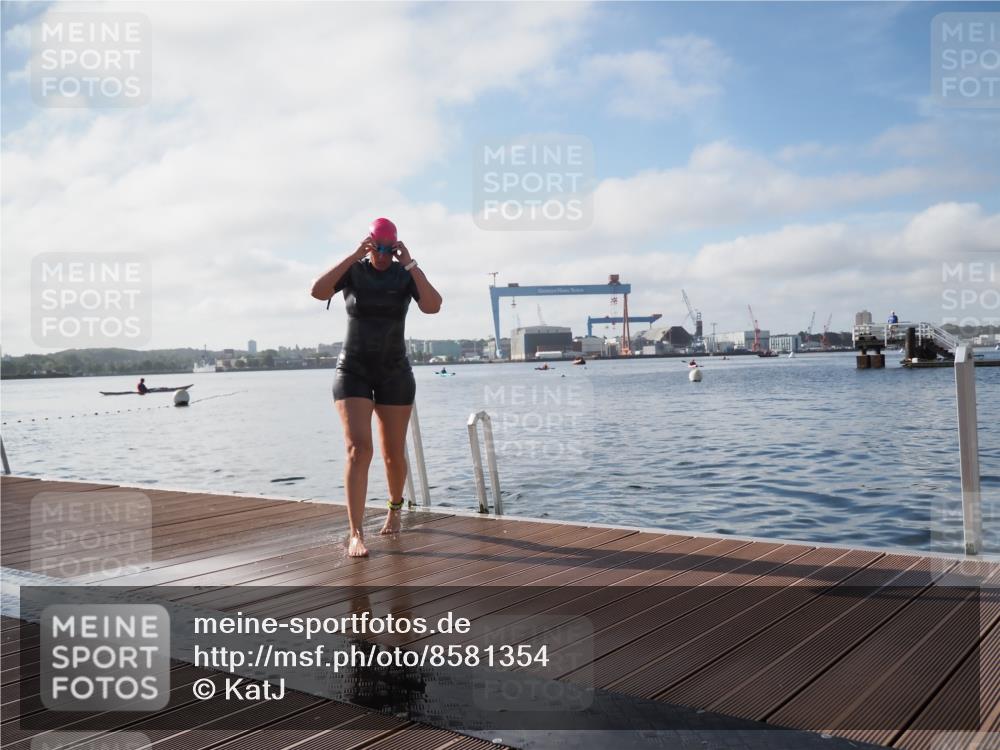 17.08.2025 - KN Förde Triathlon 2025 KatJ http://msf.ph/oto/8581354 17.08.2025 09:25:12 Schwimmen 199, 248, 199, 248 meine-sportfotos.de