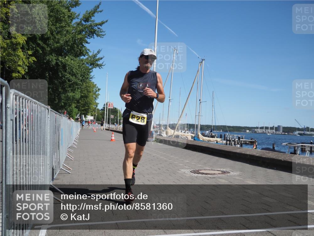 17.08.2025 - KN Förde Triathlon 2025 KatJ http://msf.ph/oto/8581360 17.08.2025 12:20:43 Laufen 628 meine-sportfotos.de