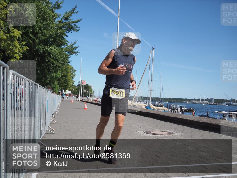 17.08.2025 - KN Förde Triathlon 2025 KatJ http://msf.ph/oto/8581369 17.08.2025 12:20:43 Laufen 628 meine-sportfotos.de