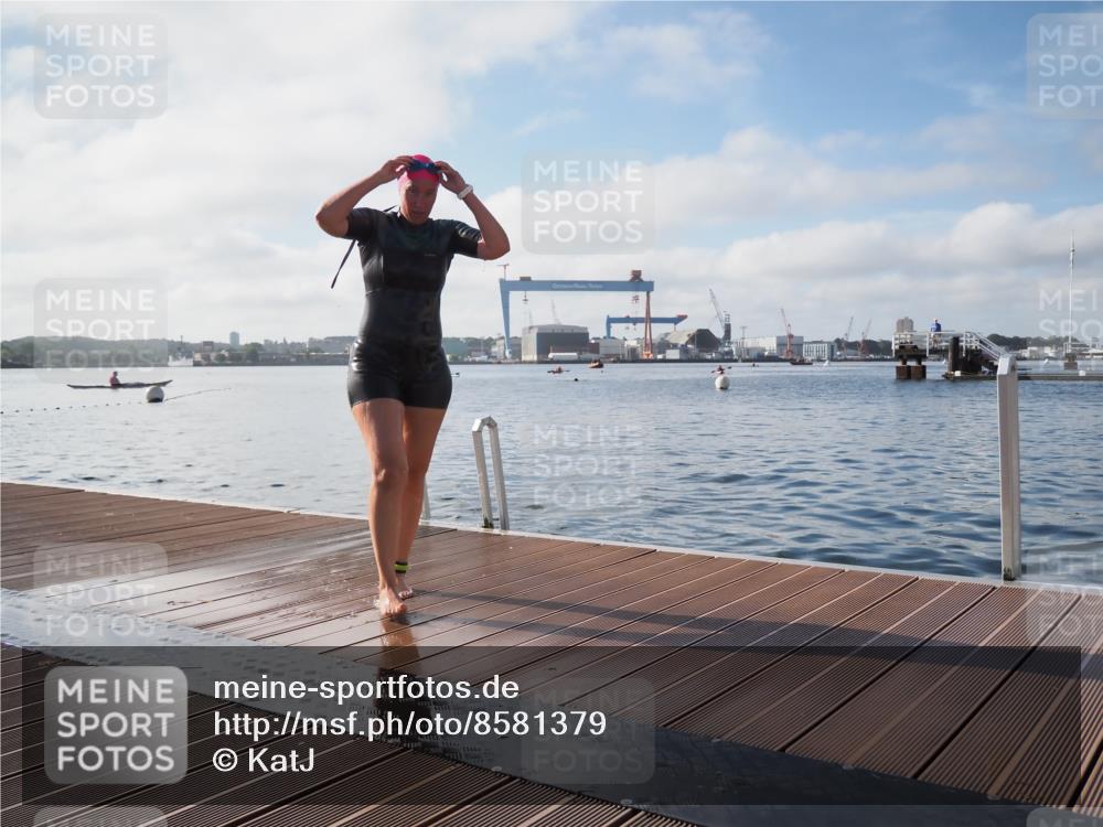 17.08.2025 - KN Förde Triathlon 2025 KatJ http://msf.ph/oto/8581379 17.08.2025 09:25:13 Schwimmen 199, 248, 199, 248 meine-sportfotos.de