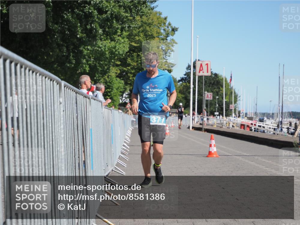 17.08.2025 - KN Förde Triathlon 2025 KatJ http://msf.ph/oto/8581386 17.08.2025 12:21:04 Laufen 377 meine-sportfotos.de