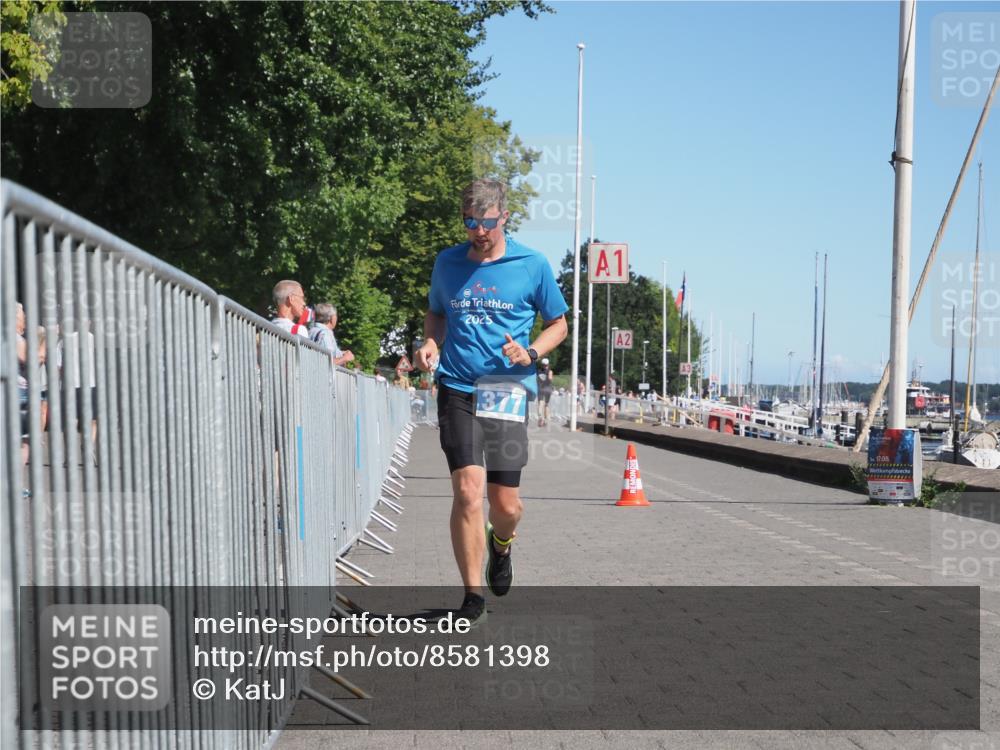 17.08.2025 - KN Förde Triathlon 2025 KatJ http://msf.ph/oto/8581398 17.08.2025 12:21:05 Laufen 355, 377 meine-sportfotos.de