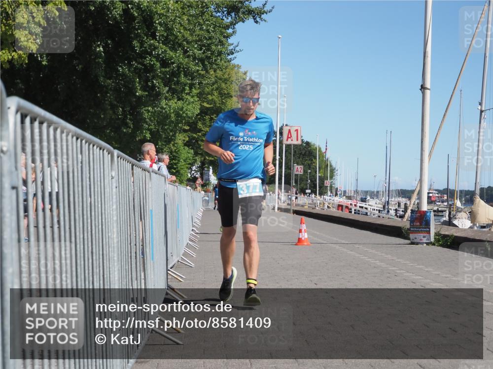 17.08.2025 - KN Förde Triathlon 2025 KatJ http://msf.ph/oto/8581409 17.08.2025 12:21:05 Laufen 355, 377 meine-sportfotos.de
