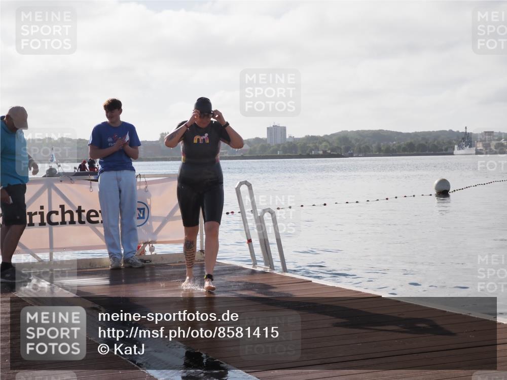17.08.2025 - KN Förde Triathlon 2025 KatJ http://msf.ph/oto/8581415 17.08.2025 09:27:00 Schwimmen 245, 245 meine-sportfotos.de