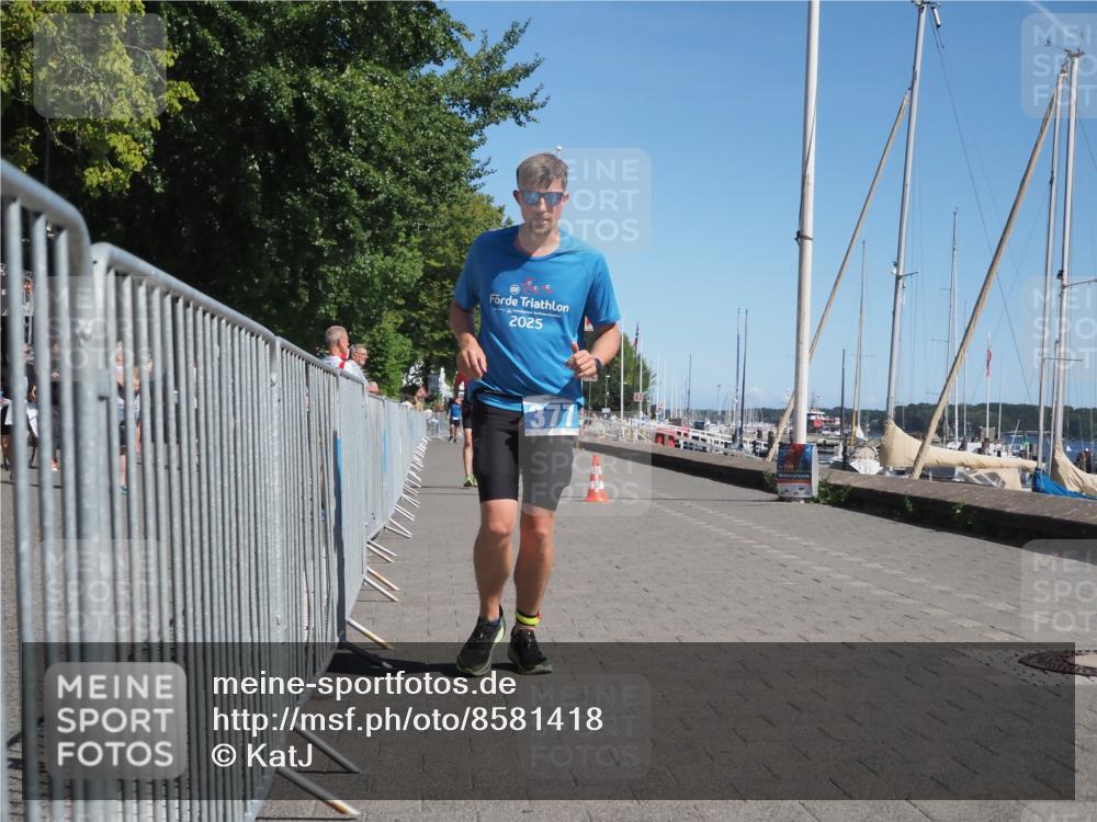 17.08.2025 - KN Förde Triathlon 2025 KatJ http://msf.ph/oto/8581418 17.08.2025 12:21:06 Laufen 355, 377 meine-sportfotos.de