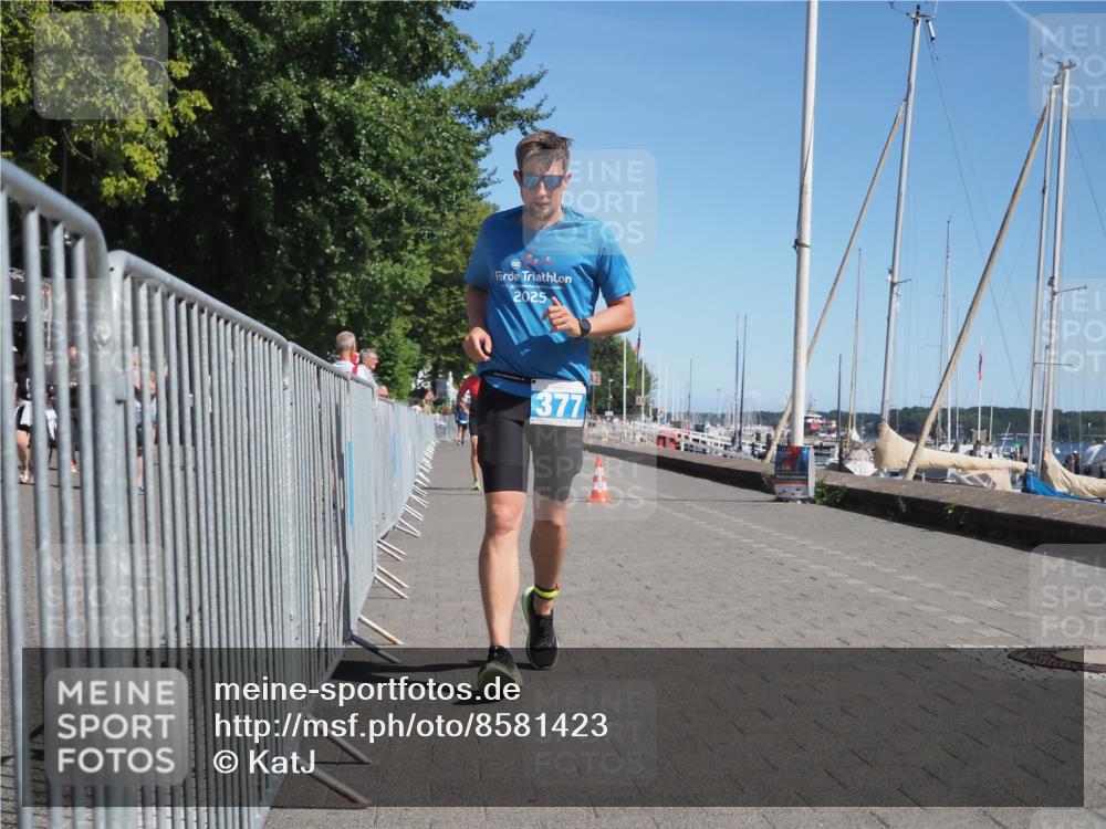 17.08.2025 - KN Förde Triathlon 2025 KatJ http://msf.ph/oto/8581423 17.08.2025 12:21:06 Laufen 355, 377 meine-sportfotos.de