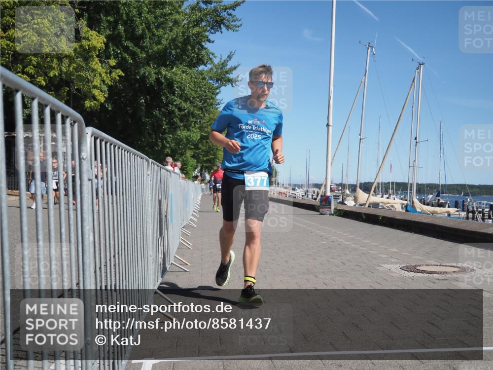 17.08.2025 - KN Förde Triathlon 2025 KatJ http://msf.ph/oto/8581437 17.08.2025 12:21:06 Laufen 355, 377 meine-sportfotos.de
