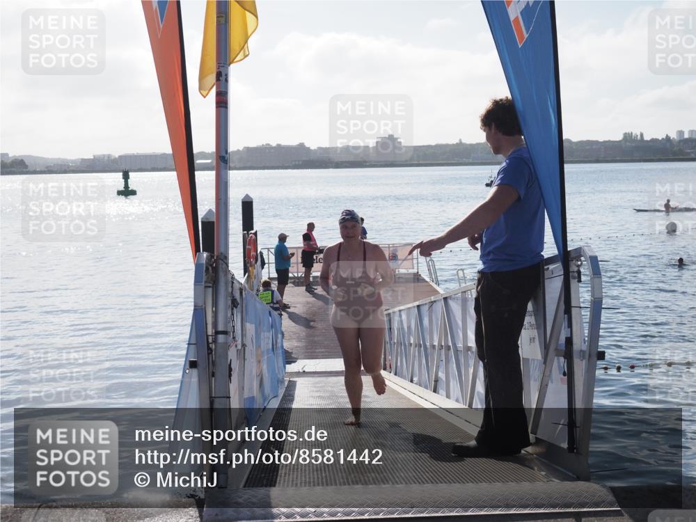 17.08.2025 - KN Förde Triathlon 2025 MichiJ http://msf.ph/oto/8581442 17.08.2025 09:20:06 Schwimmen 163, 195, 202, 179, 195 meine-sportfotos.de
