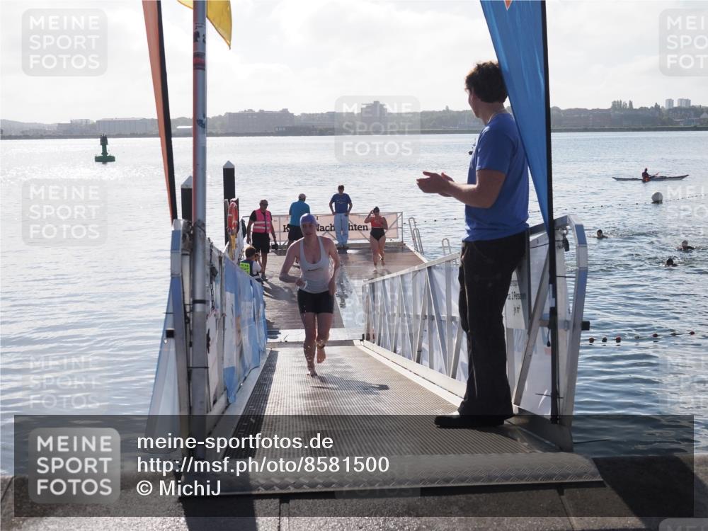 17.08.2025 - KN Förde Triathlon 2025 MichiJ http://msf.ph/oto/8581500 17.08.2025 09:20:19 Schwimmen 179, 179, 196, 211 meine-sportfotos.de