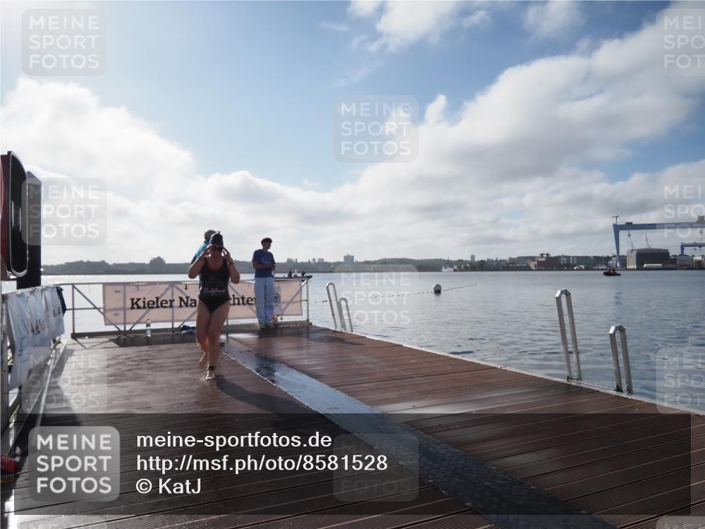 17.08.2025 - KN Förde Triathlon 2025 KatJ http://msf.ph/oto/8581528 17.08.2025 09:28:32 Schwimmen 207, 207 meine-sportfotos.de