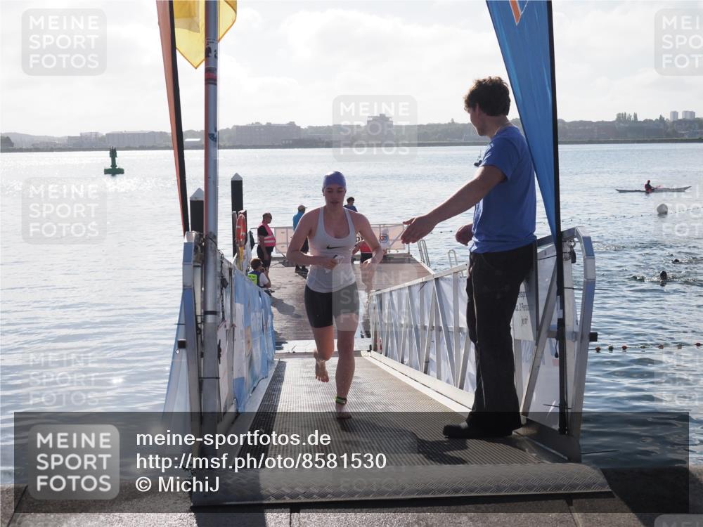 17.08.2025 - KN Förde Triathlon 2025 MichiJ http://msf.ph/oto/8581530 17.08.2025 09:20:20 Schwimmen 179, 179, 196, 211 meine-sportfotos.de