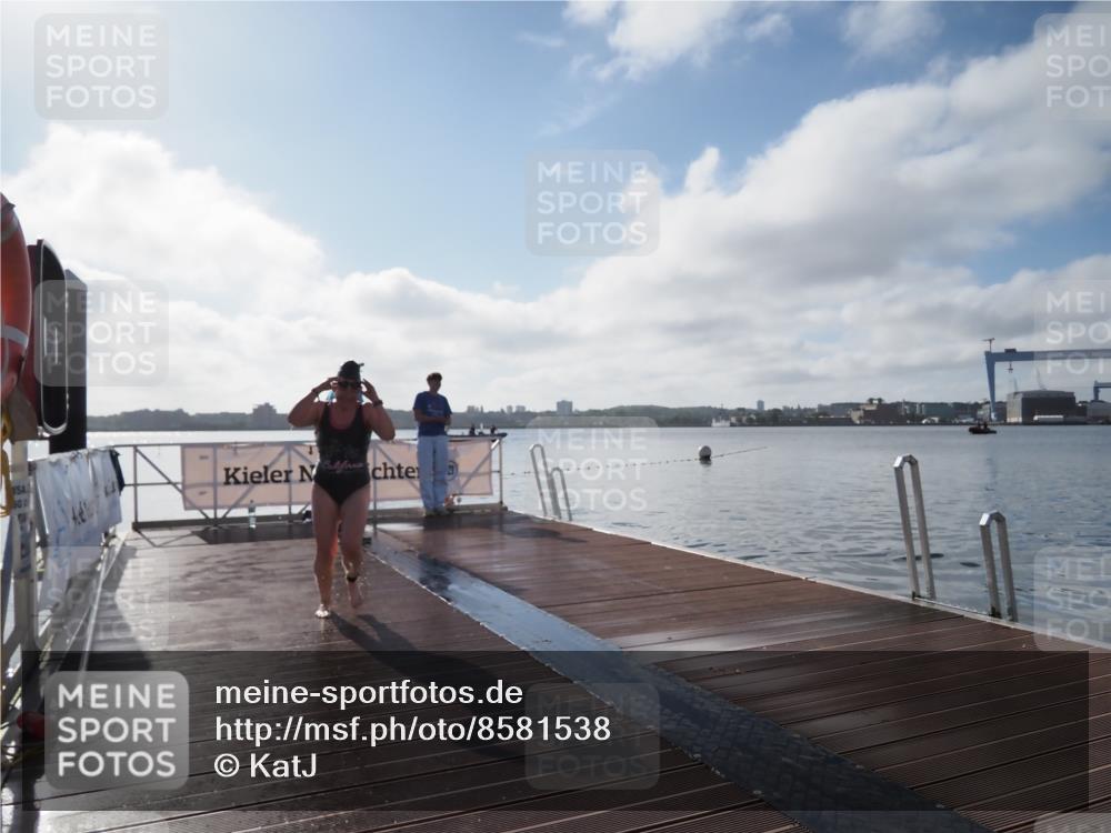 17.08.2025 - KN Förde Triathlon 2025 KatJ http://msf.ph/oto/8581538 17.08.2025 09:28:32 Schwimmen 207, 207 meine-sportfotos.de