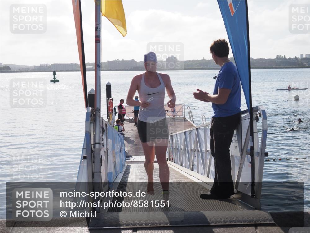17.08.2025 - KN Förde Triathlon 2025 MichiJ http://msf.ph/oto/8581551 17.08.2025 09:20:21 Schwimmen 179, 179, 196, 211 meine-sportfotos.de