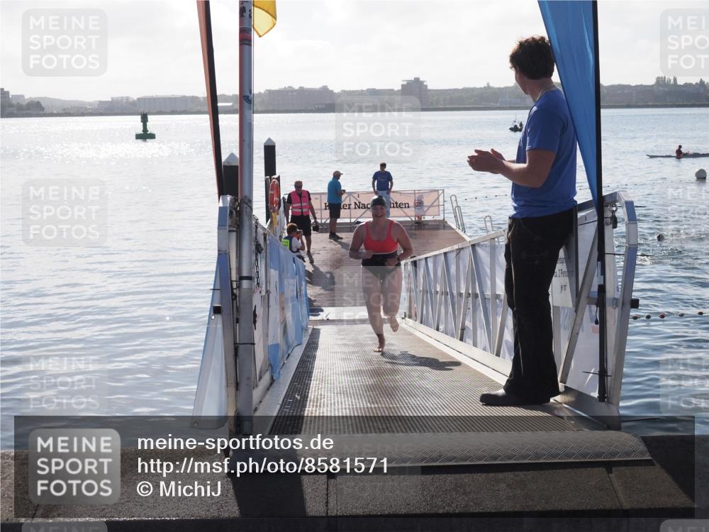 17.08.2025 - KN Förde Triathlon 2025 MichiJ http://msf.ph/oto/8581571 17.08.2025 09:20:24 Schwimmen 179, 196, 196, 211, 240 meine-sportfotos.de