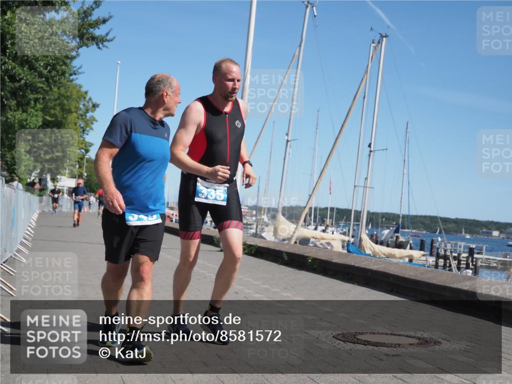 17.08.2025 - KN Förde Triathlon 2025 KatJ http://msf.ph/oto/8581572 17.08.2025 12:21:41 Laufen 335, 349 meine-sportfotos.de