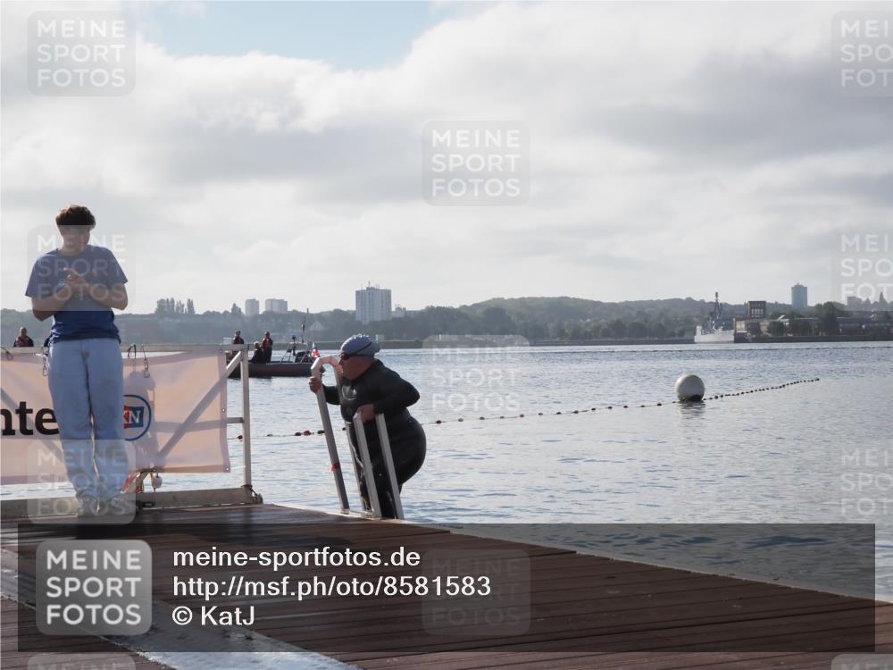 17.08.2025 - KN Förde Triathlon 2025 KatJ http://msf.ph/oto/8581583 17.08.2025 09:33:24 Schwimmen 238 meine-sportfotos.de