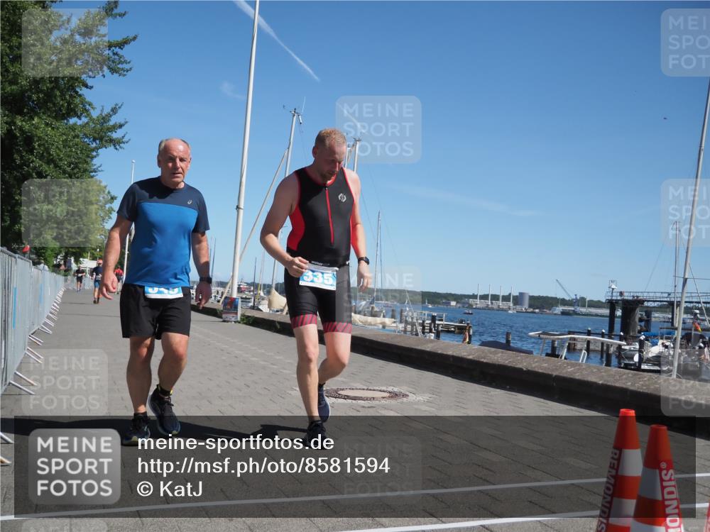 17.08.2025 - KN Förde Triathlon 2025 KatJ http://msf.ph/oto/8581594 17.08.2025 12:21:42 Laufen 335, 349, 359 meine-sportfotos.de