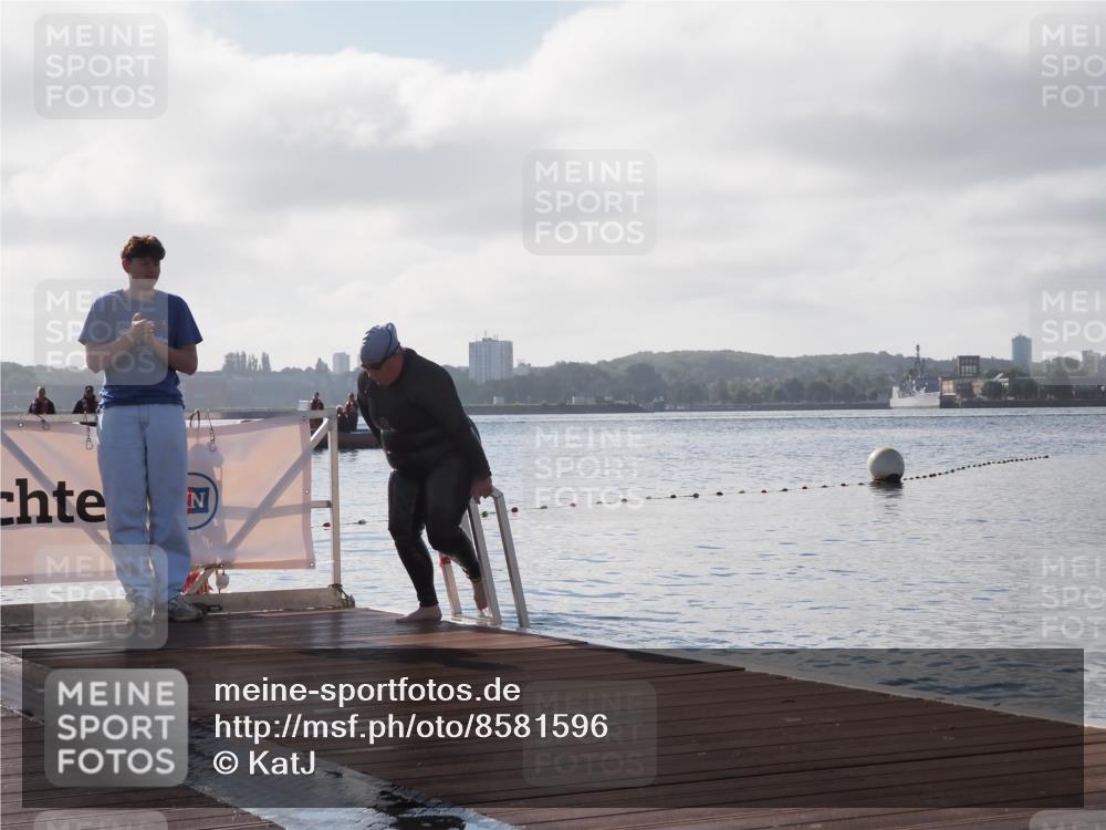 17.08.2025 - KN Förde Triathlon 2025 KatJ http://msf.ph/oto/8581596 17.08.2025 09:33:26 Schwimmen 238, 238 meine-sportfotos.de
