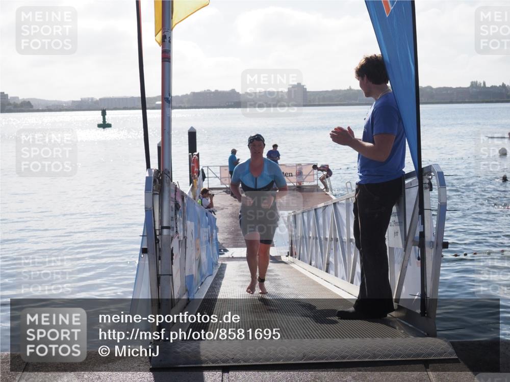 17.08.2025 - KN Förde Triathlon 2025 MichiJ http://msf.ph/oto/8581695 17.08.2025 09:20:33 Schwimmen 196, 211, 188, 211, 228, 240, 241 meine-sportfotos.de