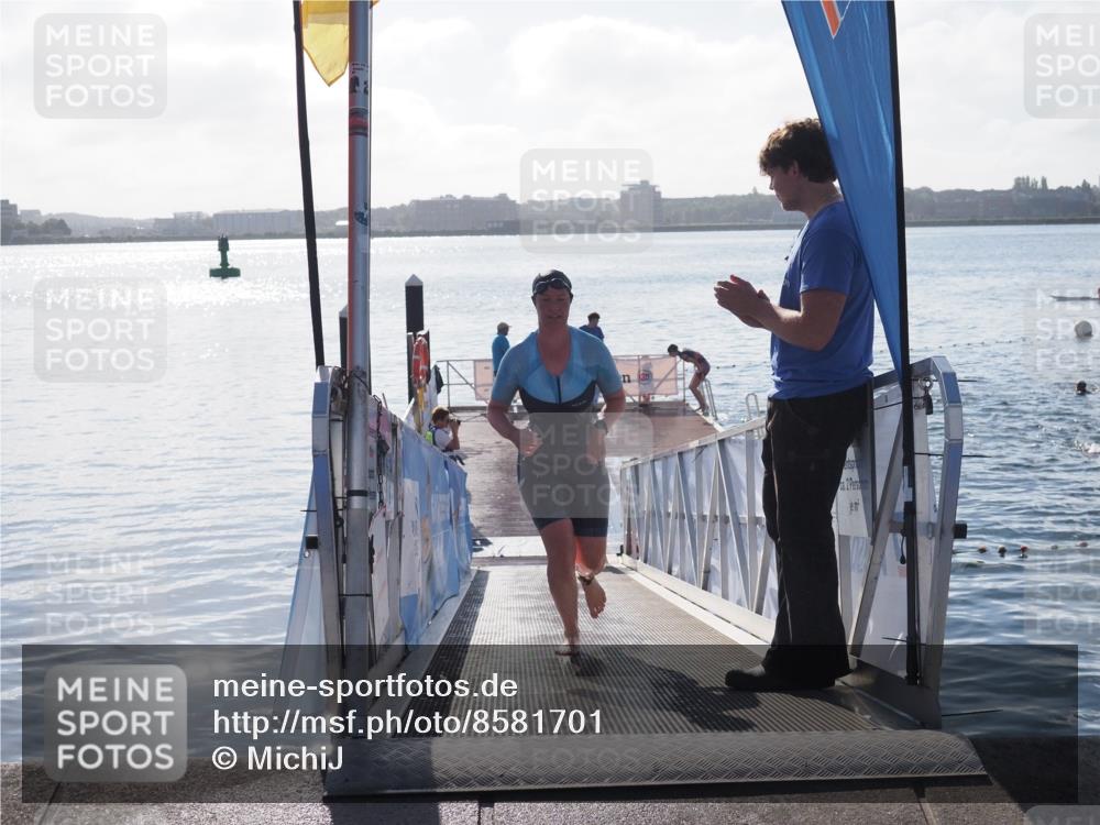 17.08.2025 - KN Förde Triathlon 2025 MichiJ http://msf.ph/oto/8581701 17.08.2025 09:20:34 Schwimmen 196, 211, 188, 211, 228, 240, 241 meine-sportfotos.de