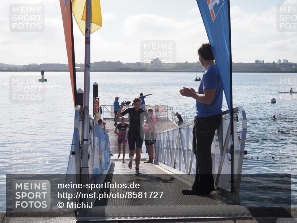 17.08.2025 - KN Förde Triathlon 2025 MichiJ http://msf.ph/oto/8581727 17.08.2025 09:20:40 Schwimmen 188, 211, 240, 188, 197, 228, 240, 241 meine-sportfotos.de