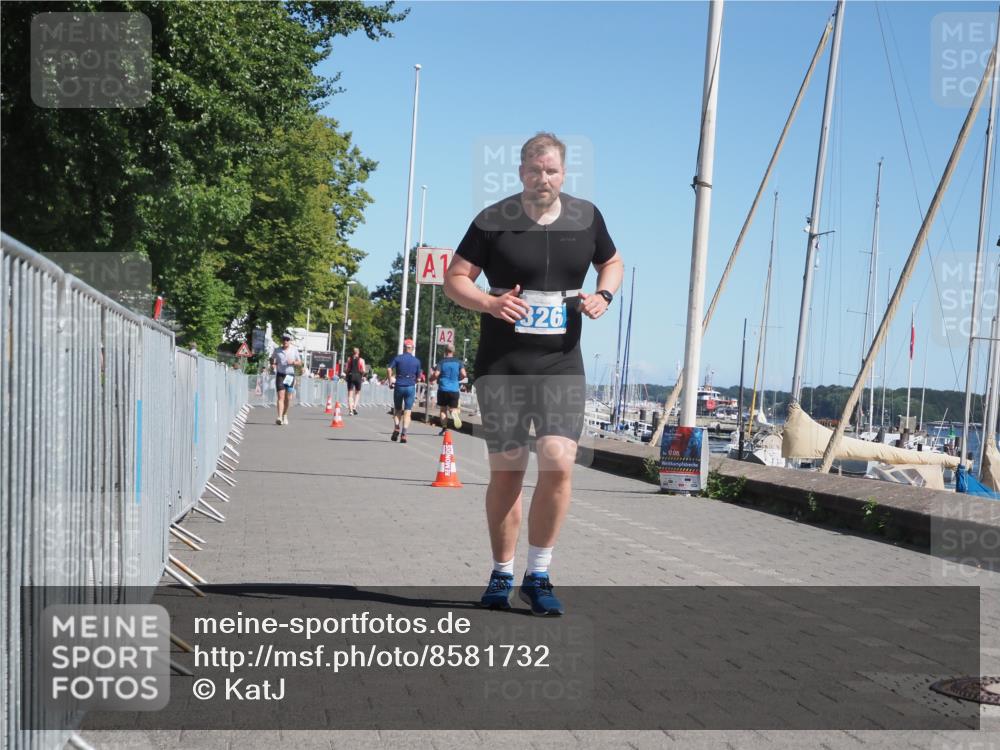 17.08.2025 - KN Förde Triathlon 2025 KatJ http://msf.ph/oto/8581732 17.08.2025 12:22:05 Laufen 326 meine-sportfotos.de