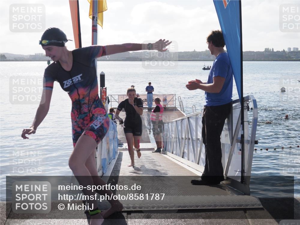 17.08.2025 - KN Förde Triathlon 2025 MichiJ http://msf.ph/oto/8581787 17.08.2025 09:20:44 Schwimmen 188, 211, 240, 241, 188, 197, 205, 228, 241 meine-sportfotos.de