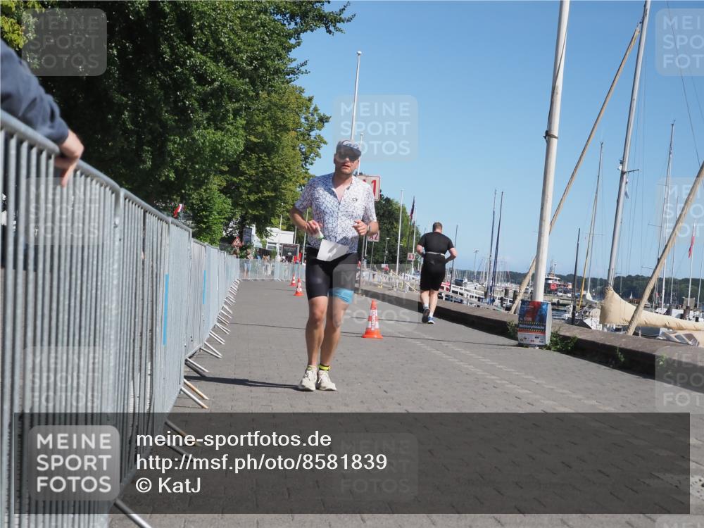 17.08.2025 - KN Förde Triathlon 2025 KatJ http://msf.ph/oto/8581839 17.08.2025 12:22:20 Laufen 375 meine-sportfotos.de