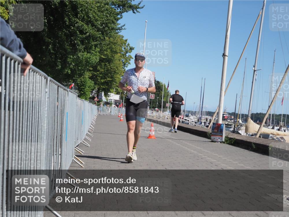 17.08.2025 - KN Förde Triathlon 2025 KatJ http://msf.ph/oto/8581843 17.08.2025 12:22:20 Laufen 375 meine-sportfotos.de