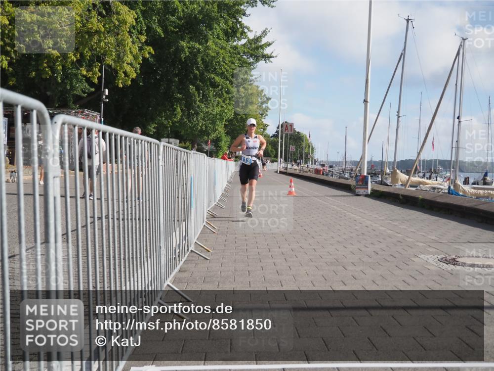 17.08.2025 - KN Förde Triathlon 2025 KatJ http://msf.ph/oto/8581850 17.08.2025 09:59:04 Laufen 113, 114 meine-sportfotos.de