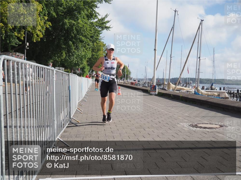 17.08.2025 - KN Förde Triathlon 2025 KatJ http://msf.ph/oto/8581870 17.08.2025 09:59:06 Laufen 113, 114 meine-sportfotos.de