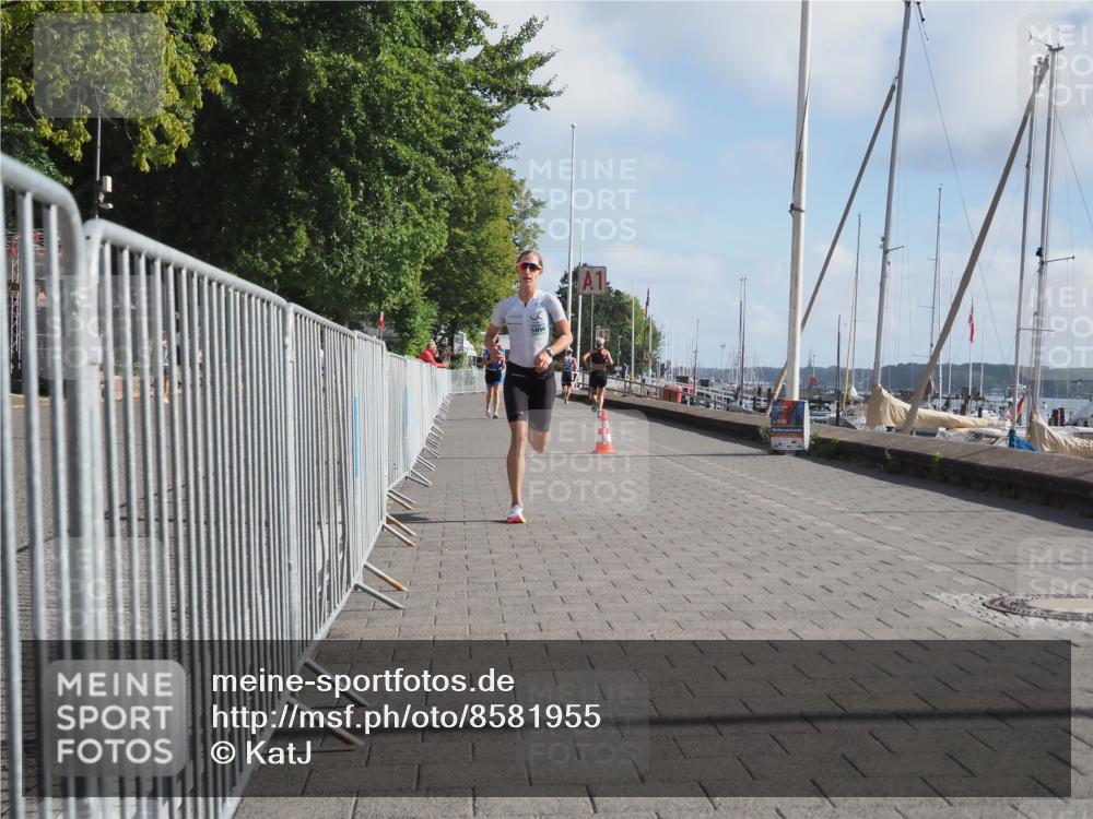 17.08.2025 - KN Förde Triathlon 2025 KatJ http://msf.ph/oto/8581955 17.08.2025 09:59:24 Laufen 105 meine-sportfotos.de