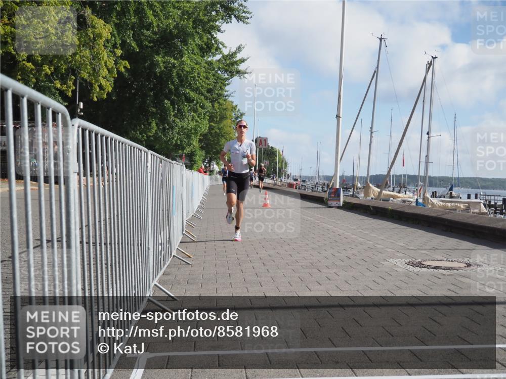 17.08.2025 - KN Förde Triathlon 2025 KatJ http://msf.ph/oto/8581968 17.08.2025 09:59:24 Laufen 105 meine-sportfotos.de