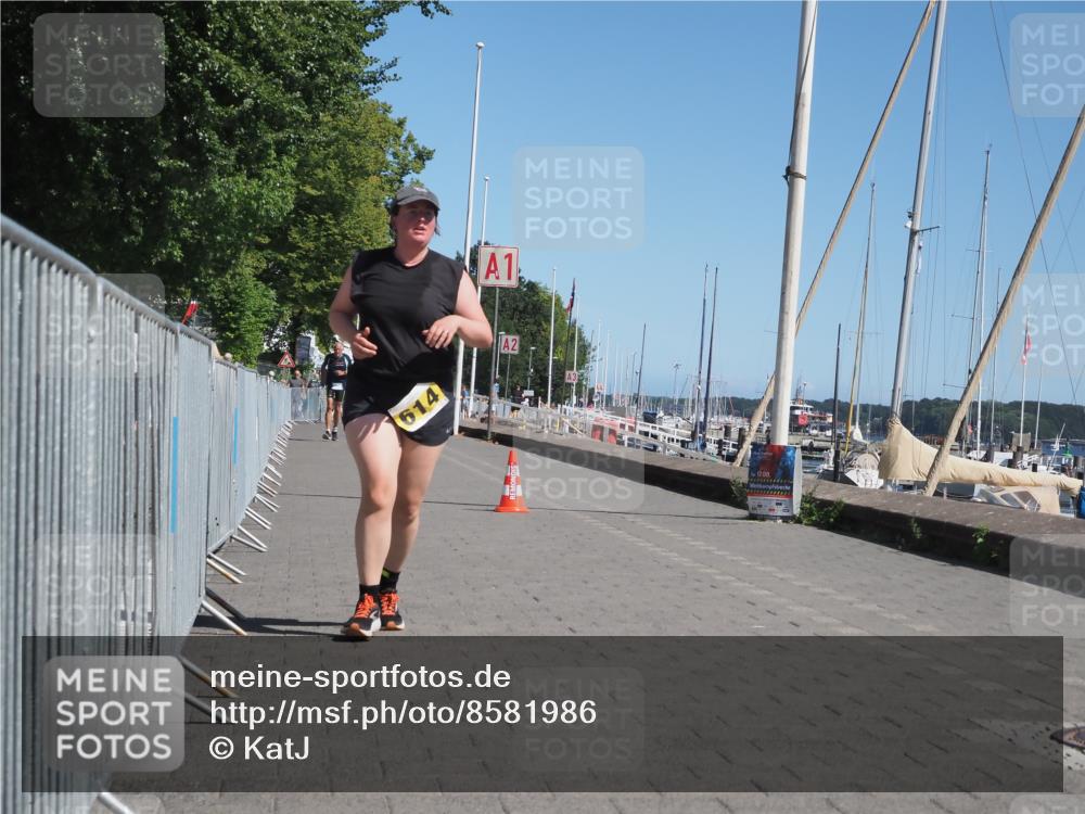 17.08.2025 - KN Förde Triathlon 2025 KatJ http://msf.ph/oto/8581986 17.08.2025 12:23:00 Laufen 614 meine-sportfotos.de