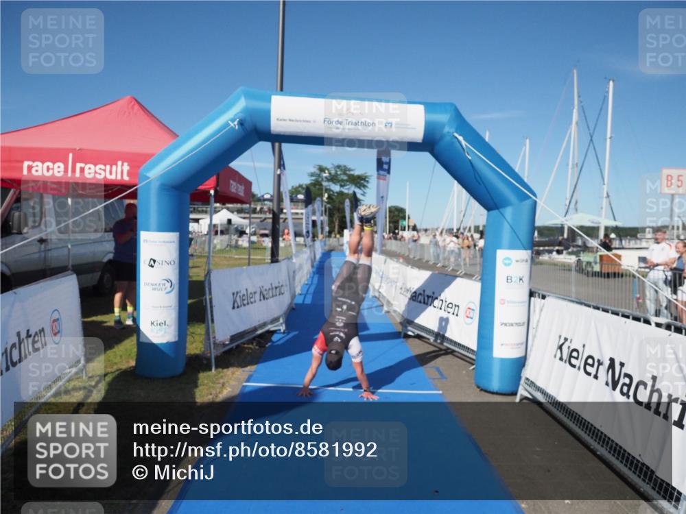 17.08.2025 - KN Förde Triathlon 2025 MichiJ http://msf.ph/oto/8581992 17.08.2025 16:34:26 Laufen 5 meine-sportfotos.de