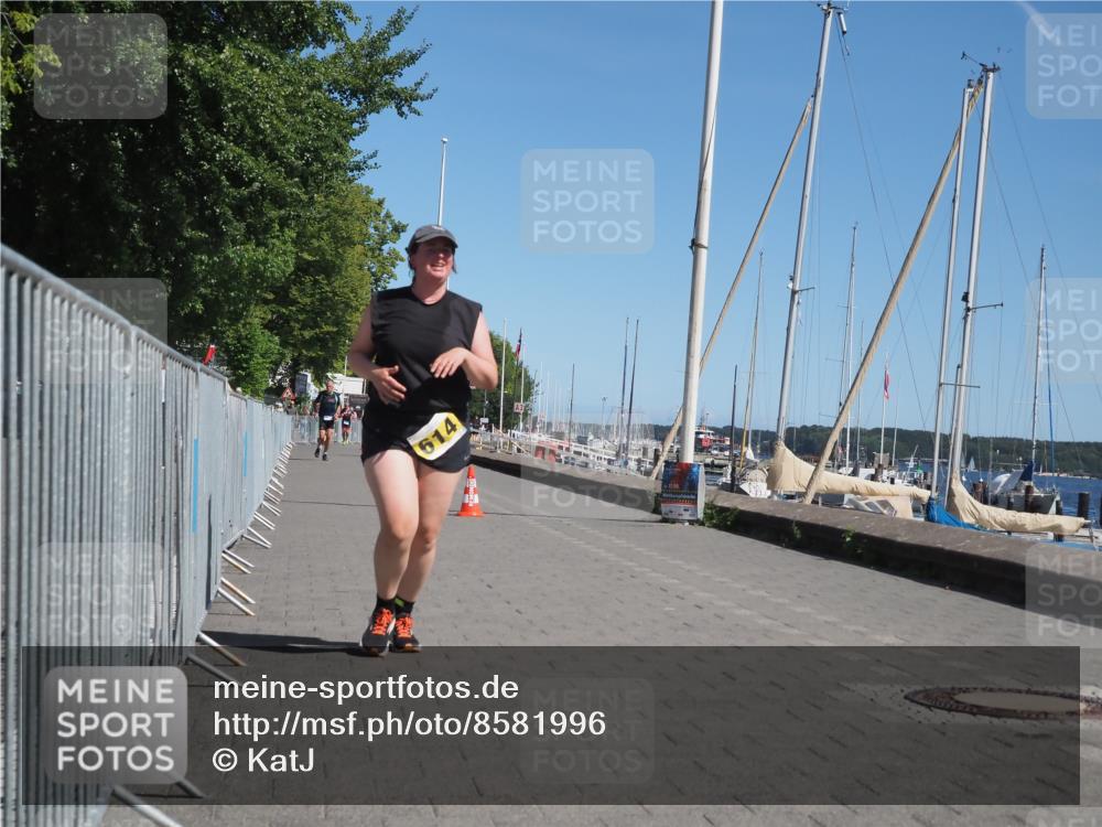 17.08.2025 - KN Förde Triathlon 2025 KatJ http://msf.ph/oto/8581996 17.08.2025 12:23:01 Laufen 614 meine-sportfotos.de