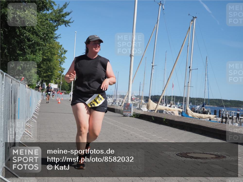 17.08.2025 - KN Förde Triathlon 2025 KatJ http://msf.ph/oto/8582032 17.08.2025 12:23:02 Laufen 614 meine-sportfotos.de
