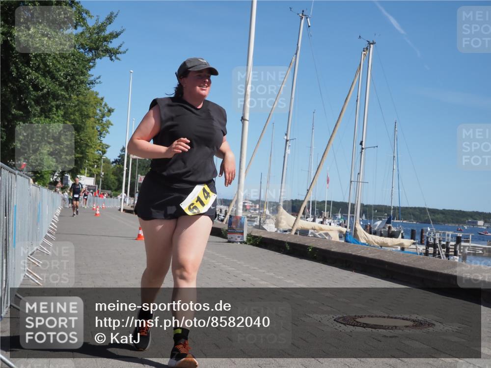 17.08.2025 - KN Förde Triathlon 2025 KatJ http://msf.ph/oto/8582040 17.08.2025 12:23:02 Laufen 614 meine-sportfotos.de