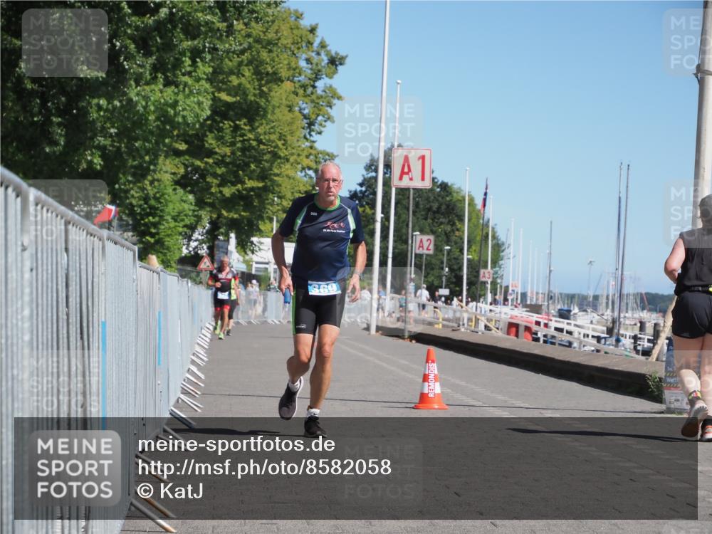 17.08.2025 - KN Förde Triathlon 2025 KatJ http://msf.ph/oto/8582058 17.08.2025 12:23:13 Laufen 369 meine-sportfotos.de