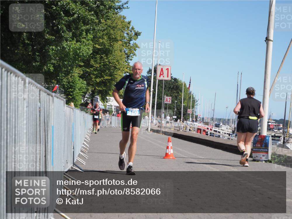17.08.2025 - KN Förde Triathlon 2025 KatJ http://msf.ph/oto/8582066 17.08.2025 12:23:13 Laufen 369 meine-sportfotos.de