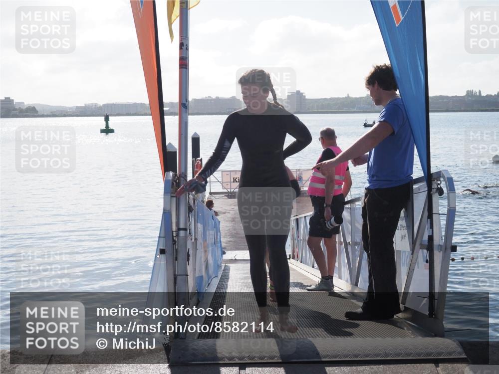 17.08.2025 - KN Förde Triathlon 2025 MichiJ http://msf.ph/oto/8582114 17.08.2025 09:21:06 Schwimmen 197, 200, 205, 216, 223, 216, 223 meine-sportfotos.de