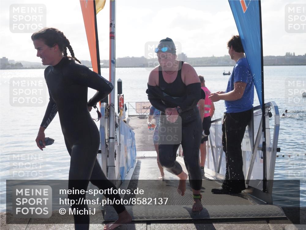17.08.2025 - KN Förde Triathlon 2025 MichiJ http://msf.ph/oto/8582137 17.08.2025 09:21:07 Schwimmen 197, 200, 205, 216, 223, 216, 223 meine-sportfotos.de