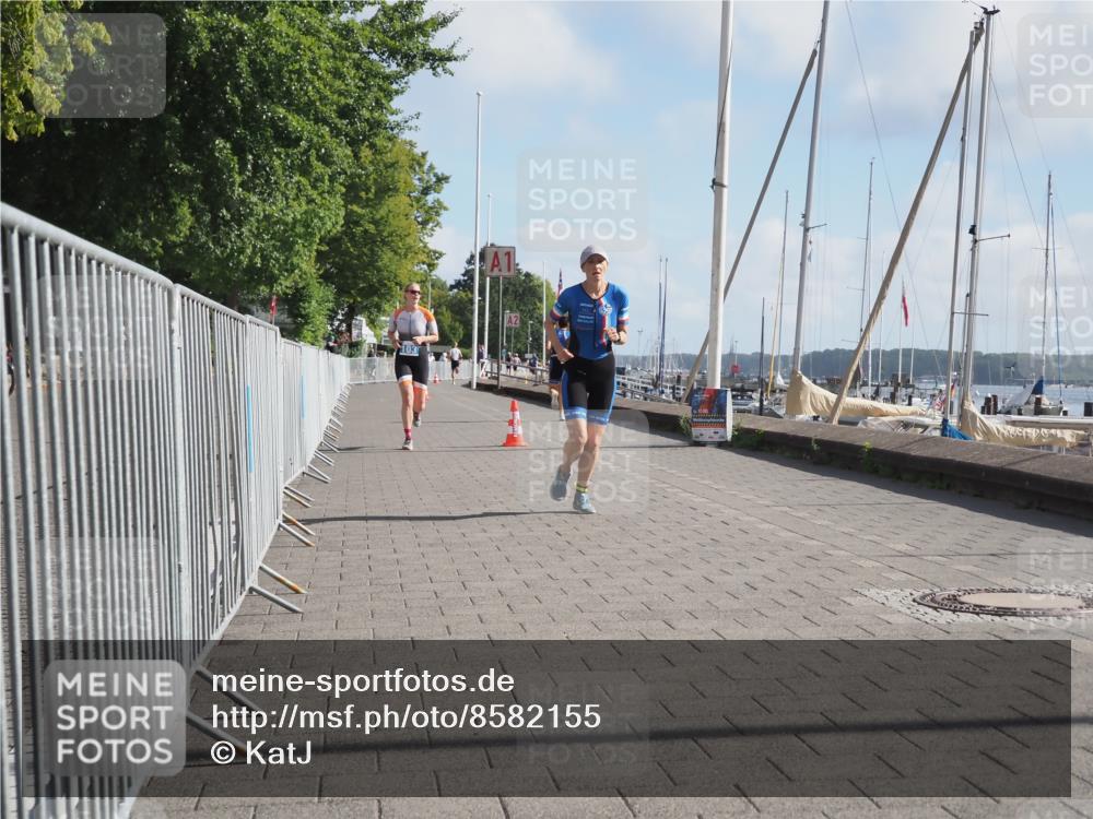 17.08.2025 - KN Förde Triathlon 2025 KatJ http://msf.ph/oto/8582155 17.08.2025 09:59:46 Laufen 103, 108 meine-sportfotos.de