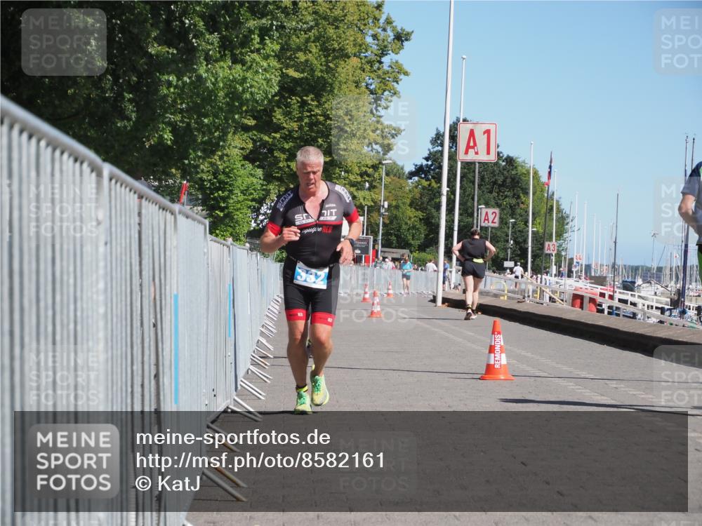 17.08.2025 - KN Förde Triathlon 2025 KatJ http://msf.ph/oto/8582161 17.08.2025 12:23:26 Laufen 332, 634 meine-sportfotos.de