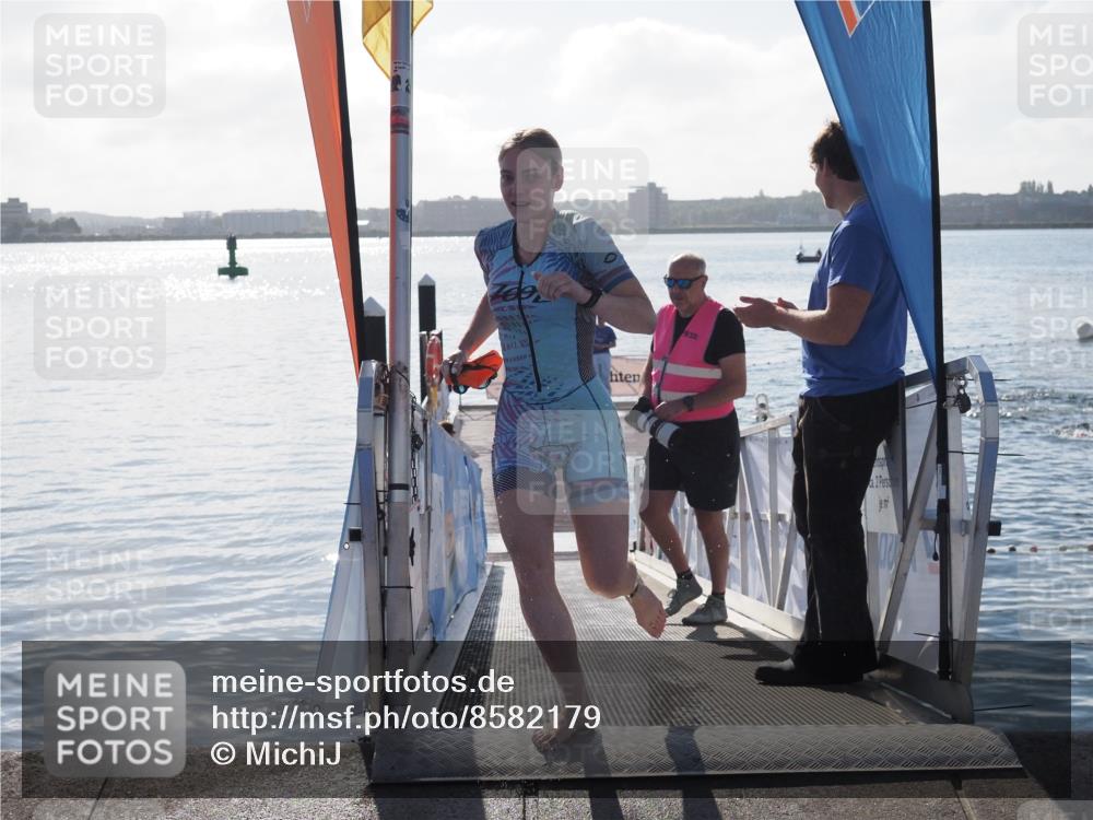 17.08.2025 - KN Förde Triathlon 2025 MichiJ http://msf.ph/oto/8582179 17.08.2025 09:21:09 Schwimmen 200, 205, 216, 223, 216 meine-sportfotos.de