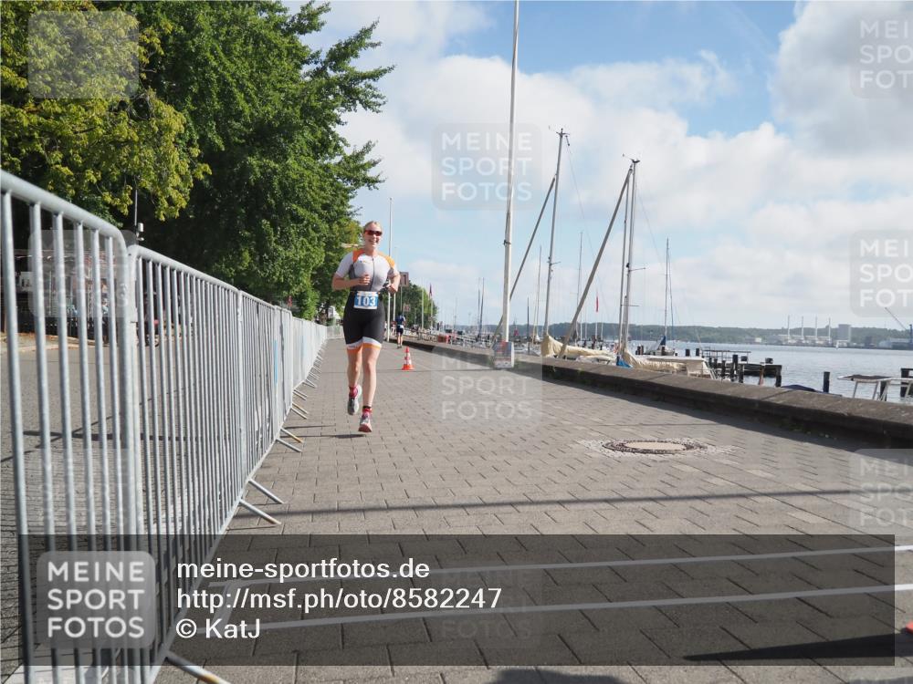 17.08.2025 - KN Förde Triathlon 2025 KatJ http://msf.ph/oto/8582247 17.08.2025 09:59:50 Laufen 103, 108 meine-sportfotos.de