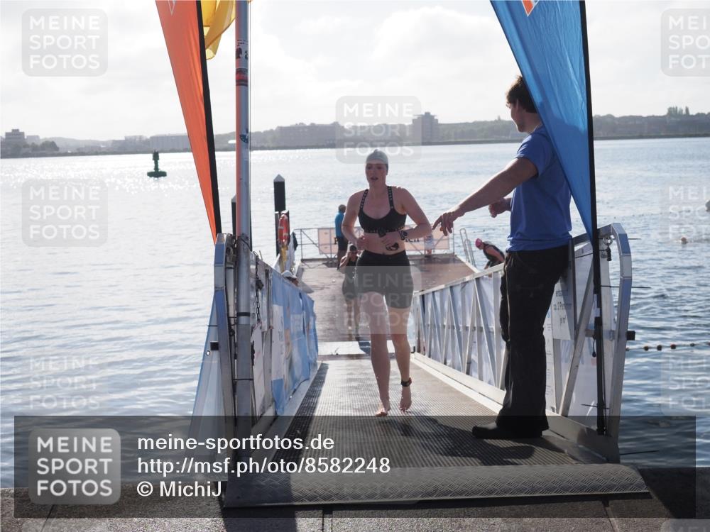 17.08.2025 - KN Förde Triathlon 2025 MichiJ http://msf.ph/oto/8582248 17.08.2025 09:21:27 Schwimmen 171, 171, 194, 201, 230 meine-sportfotos.de