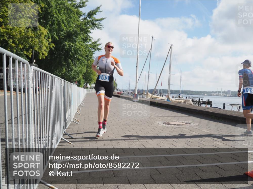 17.08.2025 - KN Förde Triathlon 2025 KatJ http://msf.ph/oto/8582272 17.08.2025 09:59:51 Laufen 103 meine-sportfotos.de
